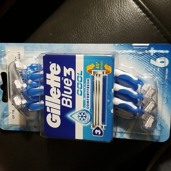 Gillette Razor Bundle. - Picture 6 of 7